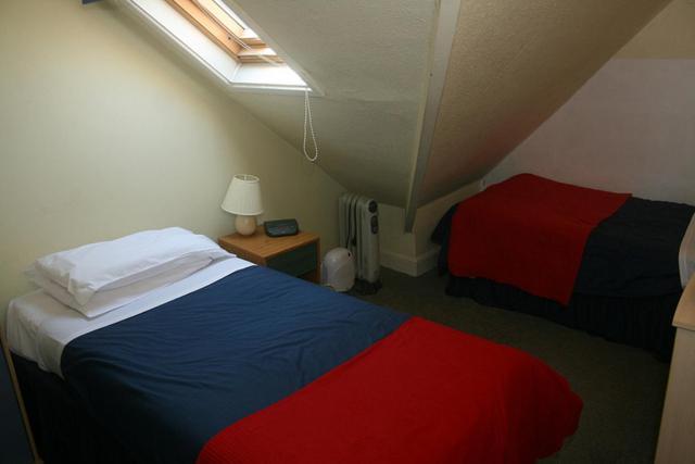 The Knoll Guesthouse Newport  Phòng bức ảnh